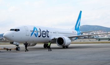 AJet’in 5. fabrika çıkışlı uçağı İstanbul’a indi