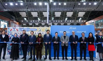 AJet’ten İstanbul–Prag hattı: İlk sefer törenle gerçekleştirildi