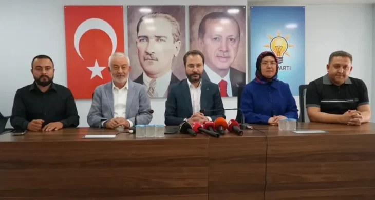 AK Parti Isparta’da 25. yıl mesajı: “Milletimizle çeyrek asır”