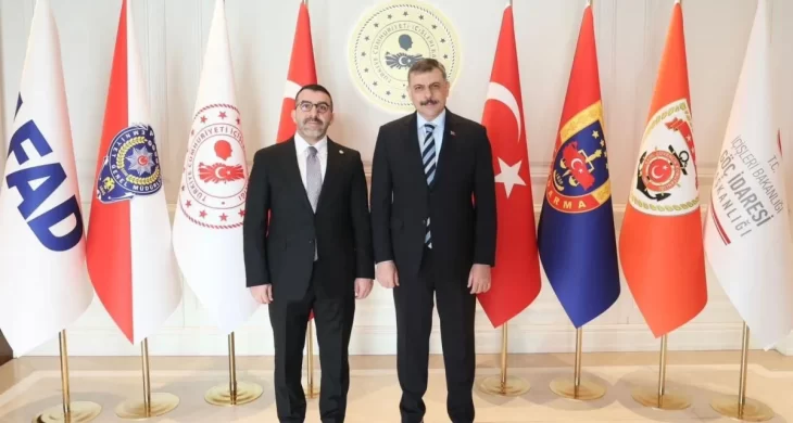 AK Parti Kars Milletvekili Adem Çalkın, Bakan Çiftçi’ye hayırlı olsun ziyaretinde bulundu