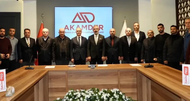 AKAMDER’de Başkan Sayım Azmaz güven tazeledi