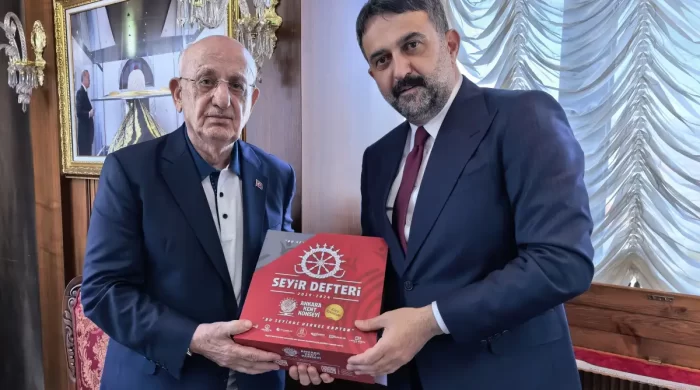 AKK Başkanı Halil İbrahim Yılmaz eski TBMM Başkanı İsmail Kahraman’ı ziyaret etti