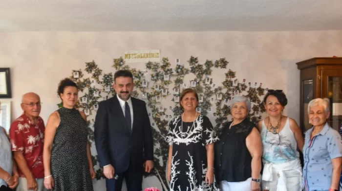 AKK Başkanı Yılmaz Uzat Elini Kültür Eğitim Dayanışma ve Yardımlaşma Derneği Yönetimi ile bir araya geldi