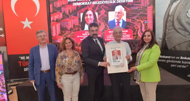 AKK Türk siyasetinin mihenk taşlarından Murat Karayalçın’ı ağırladı