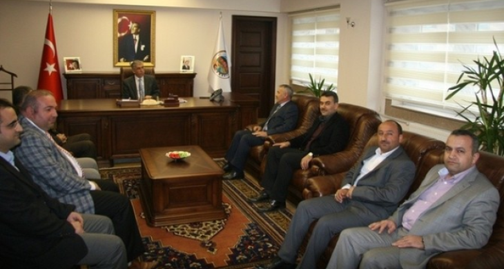 Akmüb’ten Vali Ataklı’yı Ziyaret