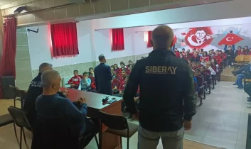 Aksaray Emniyet Müdürlüğü, siber suçlarla mücadele çalışmalarını artırdı