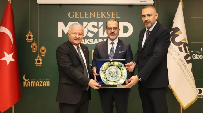 Aksaray MÜSİAD’dan duygulandıran iftar: İş dünyası ve asırlık çınarlar aynı masada