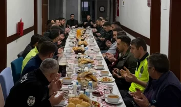 Akyaka ilçe Kaymakamı emniyet mensuplarıyla bir araya geldi