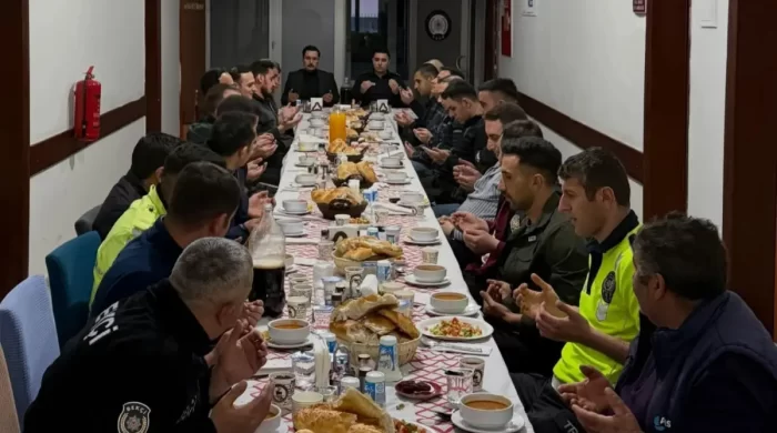 Akyaka ilçe Kaymakamı emniyet mensuplarıyla bir araya geldi