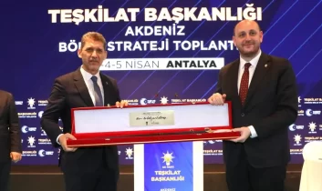Ali Çetin: “Sahadan kopmayan siyasetle geleceğe hazırlanıyoruz”