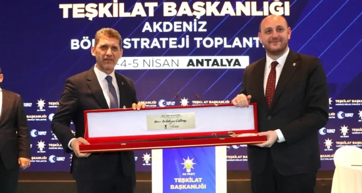 Ali Çetin: “Sahadan kopmayan siyasetle geleceğe hazırlanıyoruz”