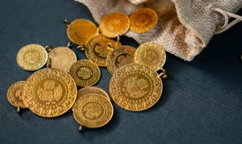 Altında yön aşağı döndü: Gram altın 6 bin 592 lira