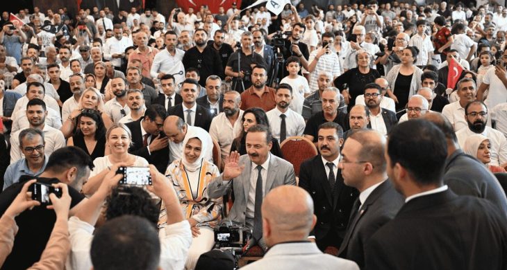 Anahtar Parti: Siyaset etiğini yok sayan, seviyesiz üslupla yapılan tepkilere asla aynı dille karşılık vermeyeceğiz