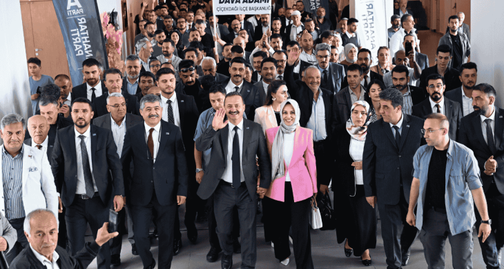 Anahtar Partililer için yeni şarkı: Geliyor Yavuz Başkan