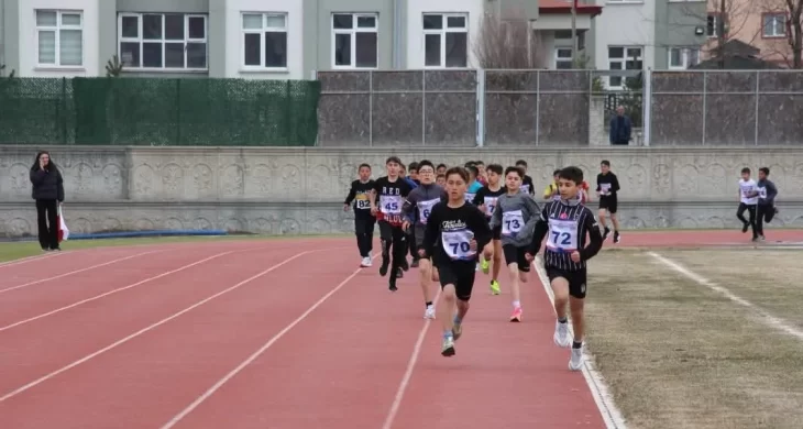 ANALİG Kros ve Kros Bayrak yarışmaları il birinciliği tamamlandı