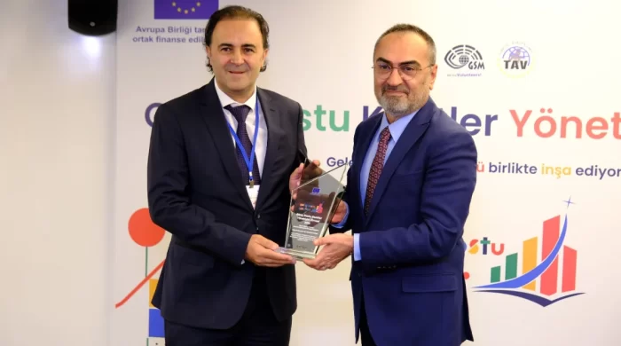 Ankara En İyi Gençlik Katılım ve Gençlik Yönetişim ödülünü aldı