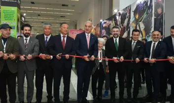 Ankara Kitap Fuarı kapılarını açtı: Kültür dünyası Congresium’da buluştu