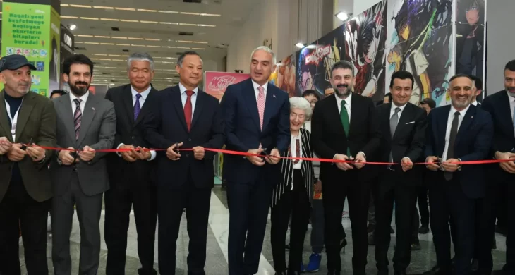 Ankara Kitap Fuarı kapılarını açtı: Kültür dünyası Congresium’da buluştu
