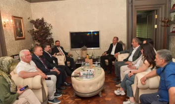 Ankara Servis Aracı İşletmecileri Esnaf Odası Başkanı İlyas Aktürk AKK Başkanı Yılmaz’ı ziyaret etti