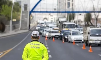 Cumhuriyet Bayramı kutlamaları için İstanbul’da bazı yollar trafiğe kapatılacak