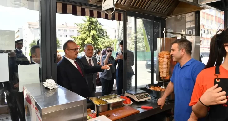 Ankara Valisi Yakup Canbolat Sincan’da çeşitli ziyaretlerde bulundu