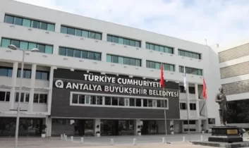 Antalya Büyükşehir Belediyesi’ne rüşvet soruşturmasında yeni gözaltılar