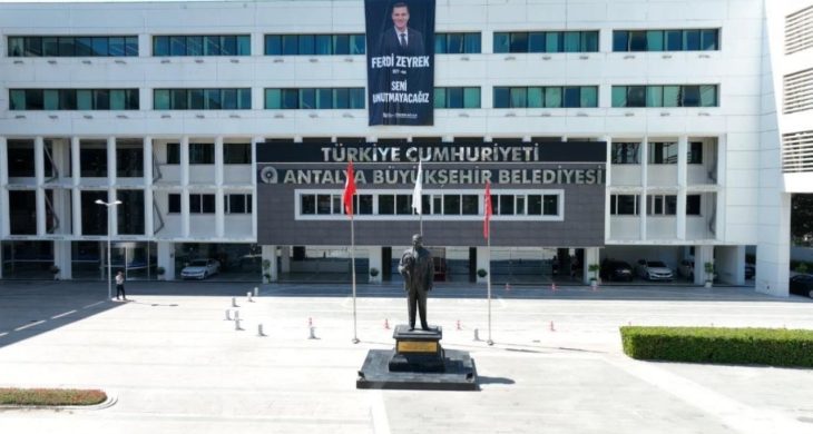Antalya Büyükşehir Belediyesi’ne yeni operasyon: 14 gözaltı