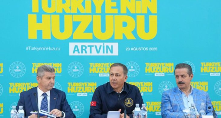 İçişleri Bakanı Ali Yerlikaya Artvin’de huzur ve güvenlik toplantısına katıldı