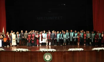 Artvin Çoruh Üniversitesi mezuniyet töreni