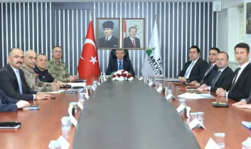 Artvin Valisi Ergün başkanlığında İl Güvenlik ve Asayiş Koordinasyon Kurulu Toplantısı düzenlendi