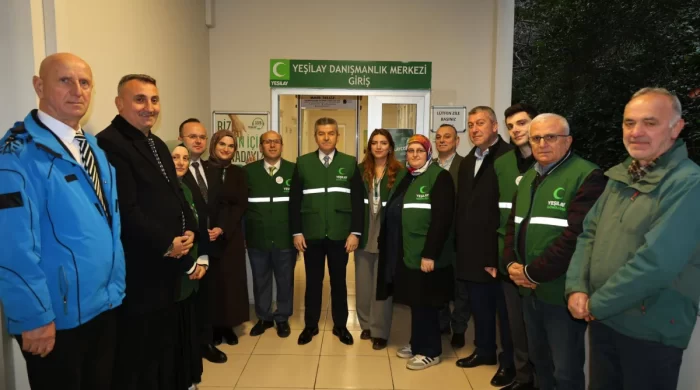 Artvin Valisi Ergün, Hopa’da Yeşilay Haftası etkinliğine katıldı