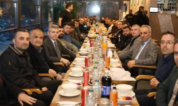 Artvin Valisi Ergün, İl Özel İdaresi personeliyle iftarda buluştu