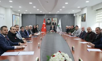 Artvin Valisi Ergün,” Köylülerimizin yaşam kalitelerini ve refah seviyelerini daha da yükseltmek için gayret gösteriyoruz”