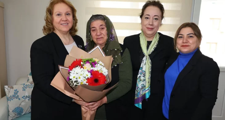 Artvin Valisi Ergün’den, şehit annesine kadınlar günü ziyareti