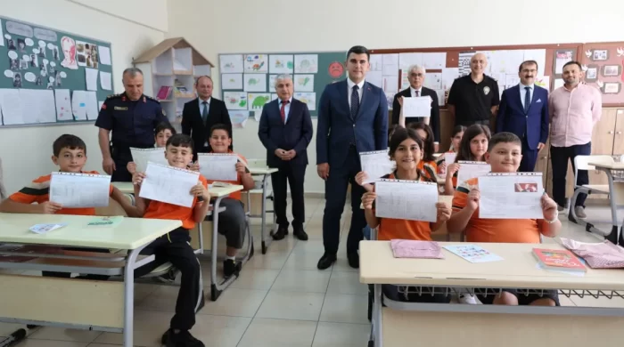 Artvin’de 22 bin 592 öğrenci karne heyecanı yaşadı