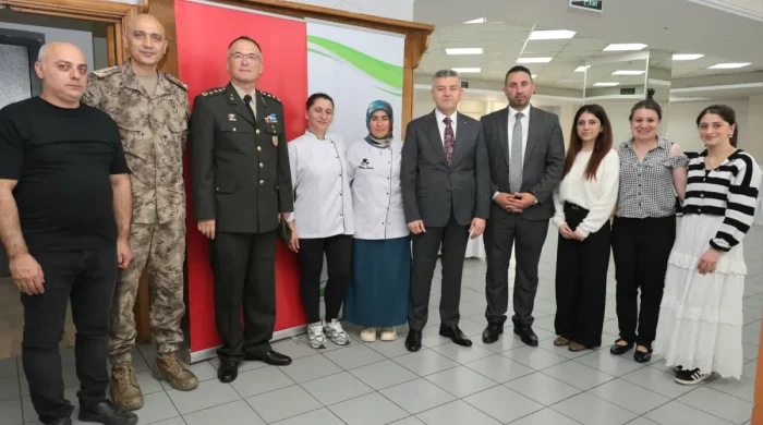 Artvin’de bayramlaşma töreni düzenlendi