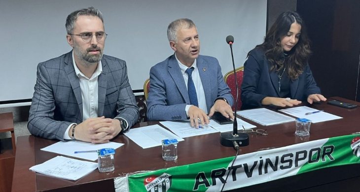 Artvinspor kulübü başkanı İrfan Yıldırım 3. kez güven tazeledi