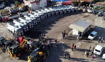 ASKİ,  iş makinesi filosunu güçlendirmeye devam ediyor