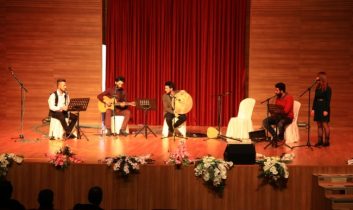 ASÜ İçin Çal Grubu Öğretmenler İçin Sahneye çıktı