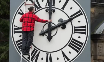 Avrupa yaz saatine geçiyor: Saatler bu pazar ileri alınacak