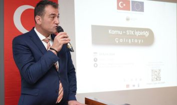 Kamu Ve Sivil Toplum Aynı Masada Buluştu