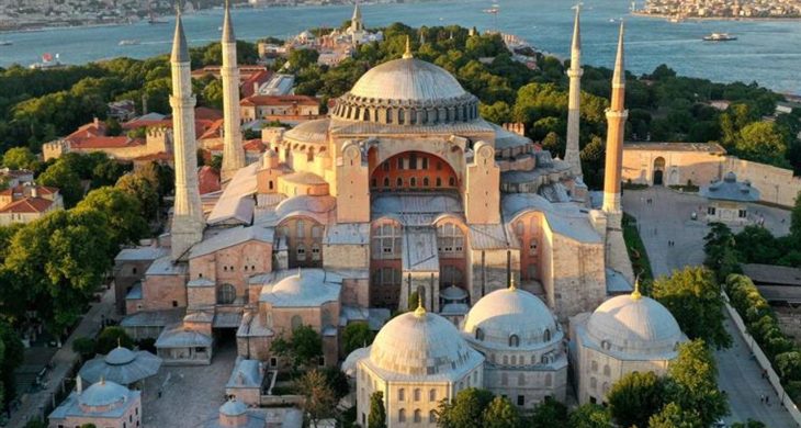 Ayasofya-i Kebir Camii 40 milyon ziyaretçiyi ağırlayarak rekor kırdı