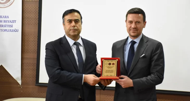 AYBÜ’de ‘Siyaset ve Değerler’ Paneli: Millî Vizyon masaya yatırıldı