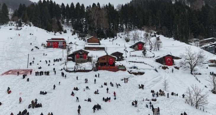Ayder’de Kardan Adam Şenliği başladı
