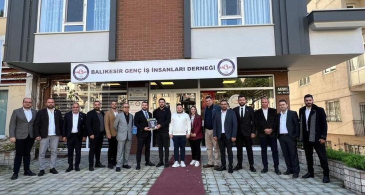 AY-SİAD, ‘Kardeş Şehir’ Balıkesir’e çıkartma yaptı