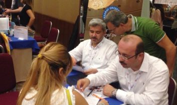 ASÜ Azerbaycan’daki Fuarda Dünyaya Tanıtıldı