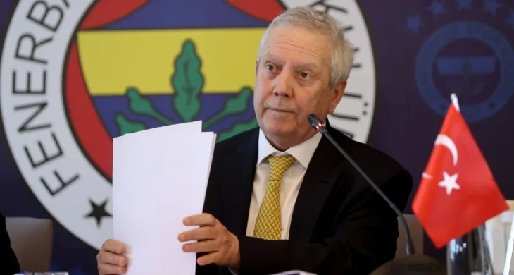 Aziz Yıldırım Divan’da sert çıktı: “Bu transferleri kim yaptı!”