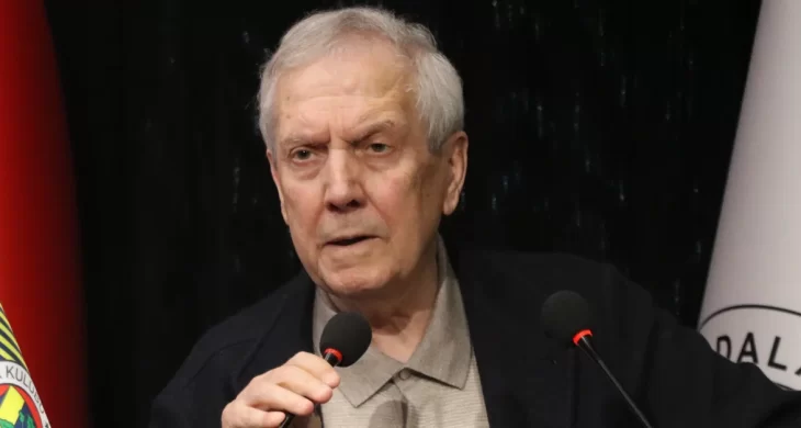 Aziz Yıldırım: Fenerbahçe için yol ayrımındayız