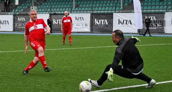 Bakan Bak ‘tan Gösteri Maçında 2 Gol