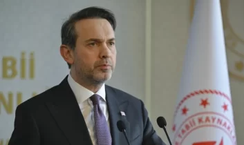 Bakan Bayraktar: Enerjide dışa bağımlılığı azaltmak için aramalar sürecek